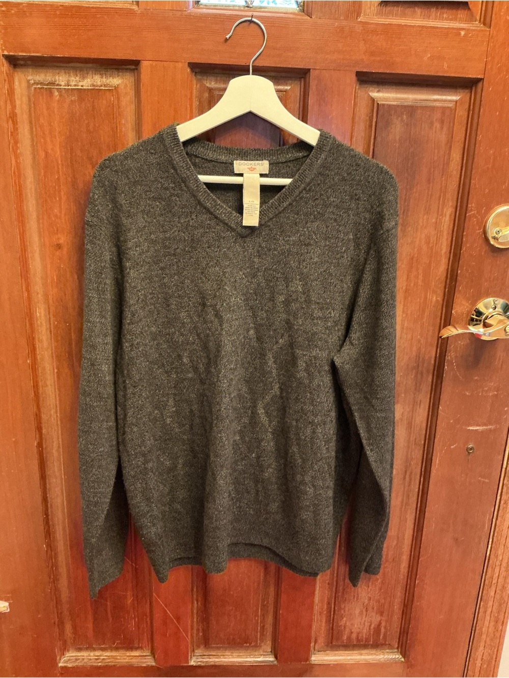 Dockers Men's V-Neck Sweater in Charcoal Gray Size L
